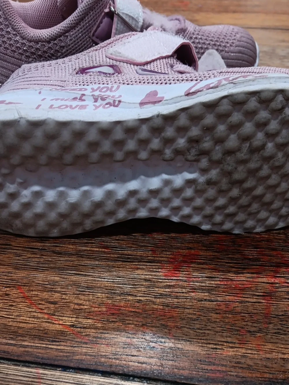 Kids Lightweight Slip-On Sneakers in Dusty Pink